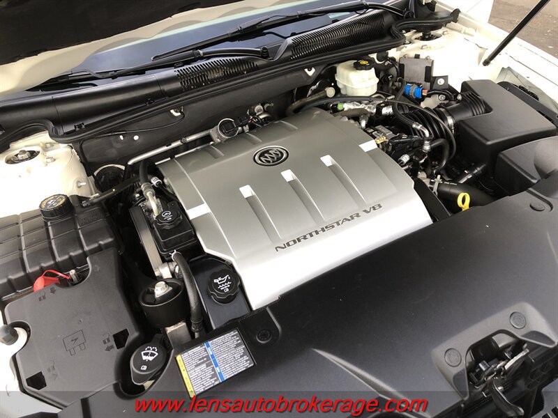 Used 2006 Buick Lucerne CXL w/ Driver Confidence Package FWD image 24