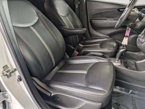Used 2020 Chevrolet Spark ACTIV FWD image 19