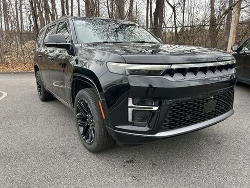 New 2026 Jeep Grand Wagoneer Limited AWD/4WD image 2