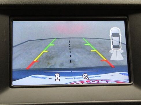 Certified 2018 Ford Fusion SE image 3