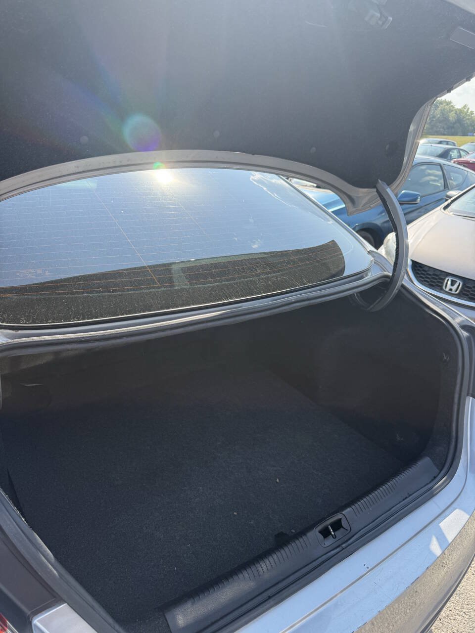 Used 2016 Chrysler 200 Limited FWD image 12