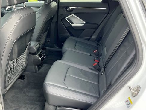 Certified 2025 Audi Q3 2.0T Premium Plus w/ Premium Plus Package image 19