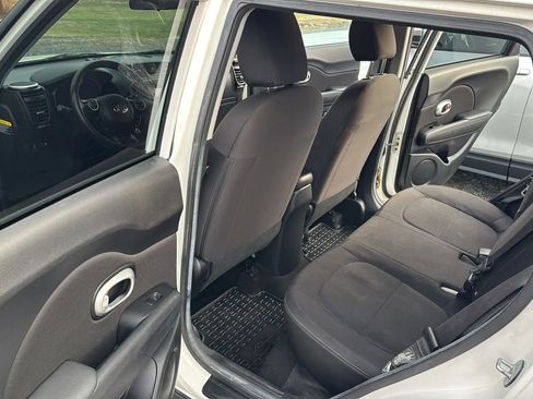 Used 2016 Kia Soul image 13