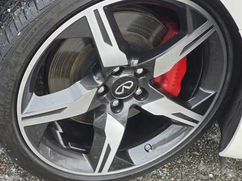 Used 2022 INFINITI Q60 Red Sport 400 w/ Proactive Package image 12