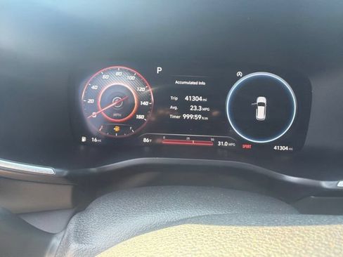 Used 2023 Hyundai Santa Fe SEL w/ Premium Package FWD image 13