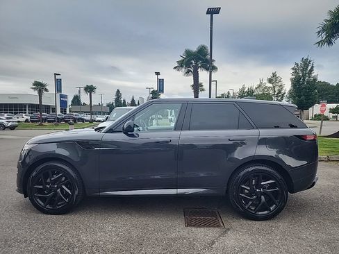 New 2026 Land Rover Range Rover Sport Dynamic SE AWD/4WD image 2