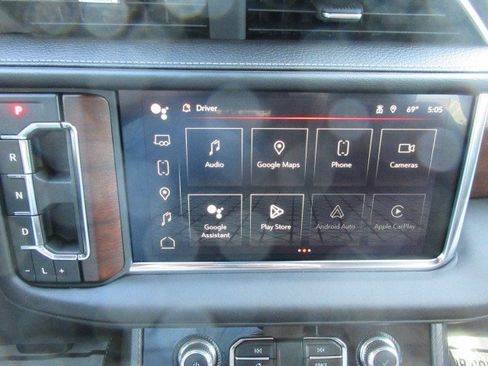 Used 2023 GMC Yukon XL Denali Ultimate AWD/4WD image 21