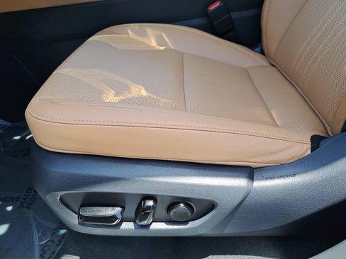 Used 2025 Lexus NX 250 FWD image 31