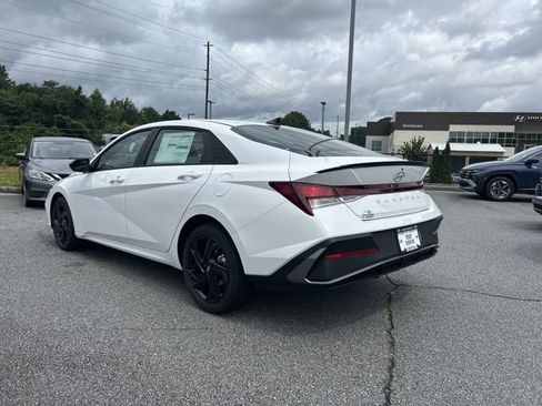 New 2026 Hyundai Elantra Sport FWD image 6