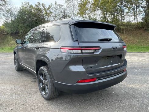 New 2025 Jeep Grand Cherokee L Limited w/ Black Appearance Package image 5
