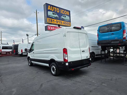 Used 2019 Ford Transit 250 148 Medium Roof RWD image 26