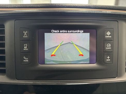 Used 2017 Chrysler Pacifica LX image 42