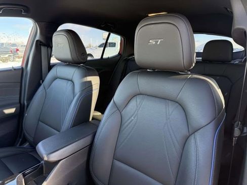 Used 2024 Buick Envista Sport Touring w/ Convenience I Package image 11