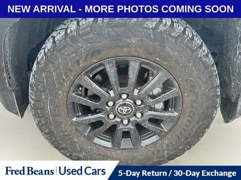 Used 2024 Toyota Land Cruiser Base image 15