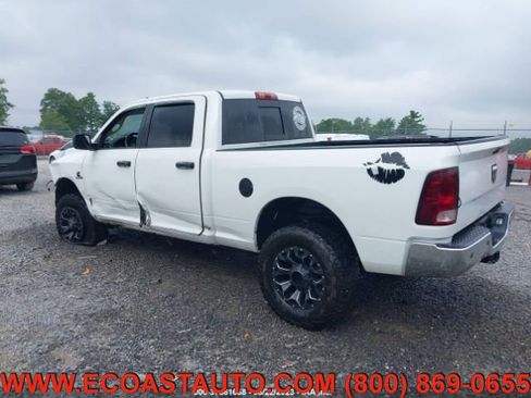 Used 2018 RAM 2500 SLT image 2