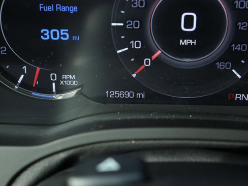 Used 2020 Cadillac Escalade Premium Luxury image 31