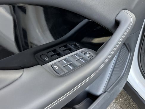 New 2024 Jaguar I-PACE R-Dynamic HSE image 12