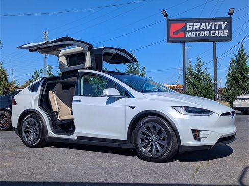 Used 2017 Tesla Model X 100D image 5
