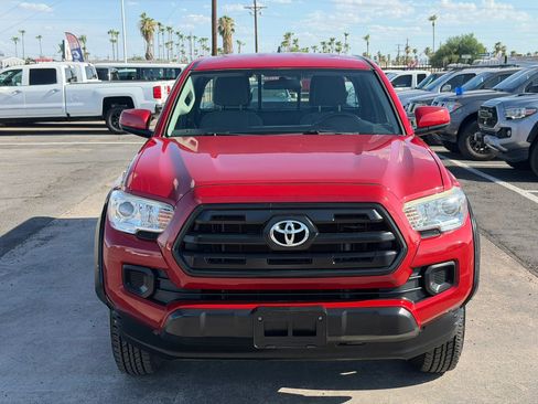 Used 2017 Toyota Tacoma SR w/ SR Convenience Package RWD image 15