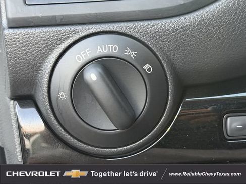 Used 2024 Nissan Titan SV w/ Accessory Utility Package RWD image 28