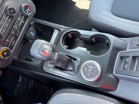 New 2025 Ford Bronco 4-Door image 21