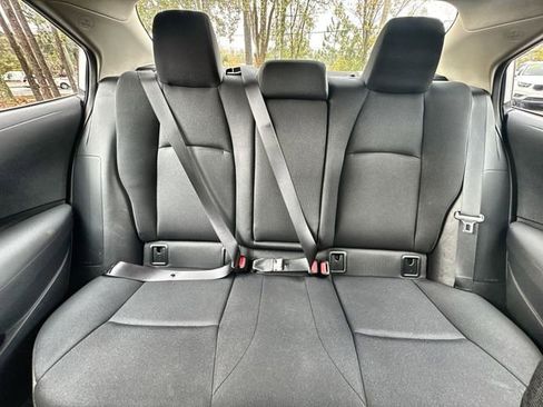 Used 2022 Toyota Corolla LE image 30