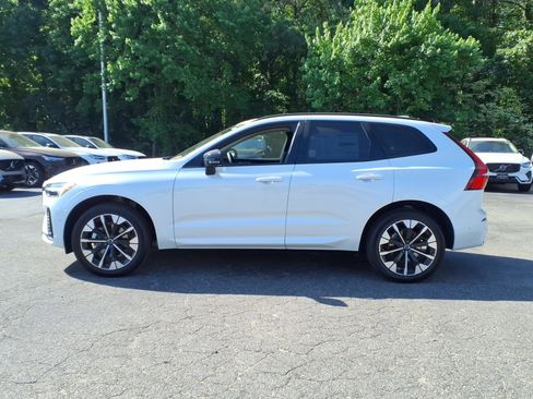 New 2026 Volvo XC60 B5 Ultra w/ Protection Package Premier AWD/4WD image 6