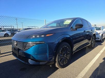 Certified 2025 Nissan Murano Platinum w/ Cargo Package