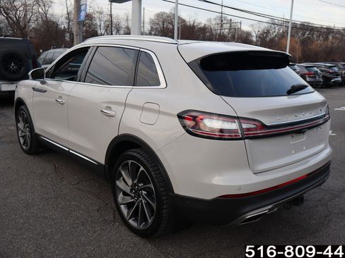 Used 2020 Lincoln Nautilus Reserve w/ Equipment Group 202A image 6