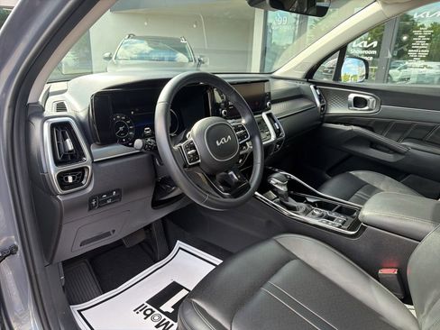 Certified 2023 Kia Sorento SX AWD/4WD image 27