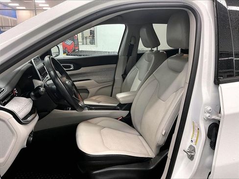 Used 2022 Jeep Compass Latitude w/ Convenience Group AWD/4WD image 10