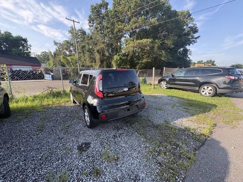 Used 2019 Kia Soul FWD image 8