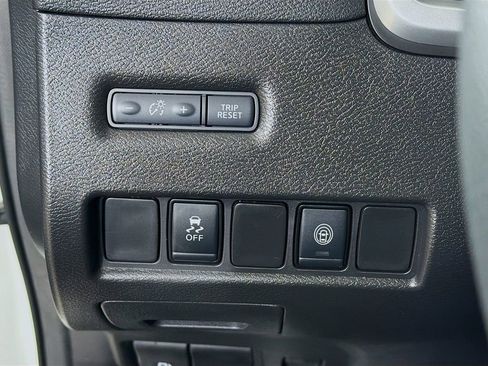 Used 2024 Nissan Murano SV w/ SV Midnight Edition Package image 25