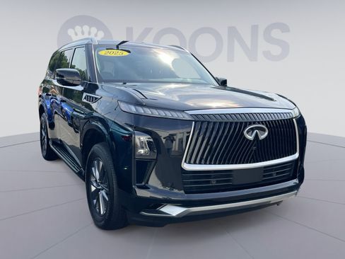 Used 2025 INFINITI QX80 Pure AWD/4WD image 4