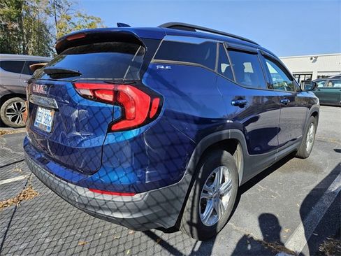 Used 2020 GMC Terrain SLE w/ Driver Convenience Package image 6