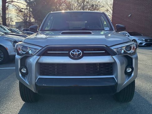 Used 2022 Toyota 4Runner TRD Off-Road image 2