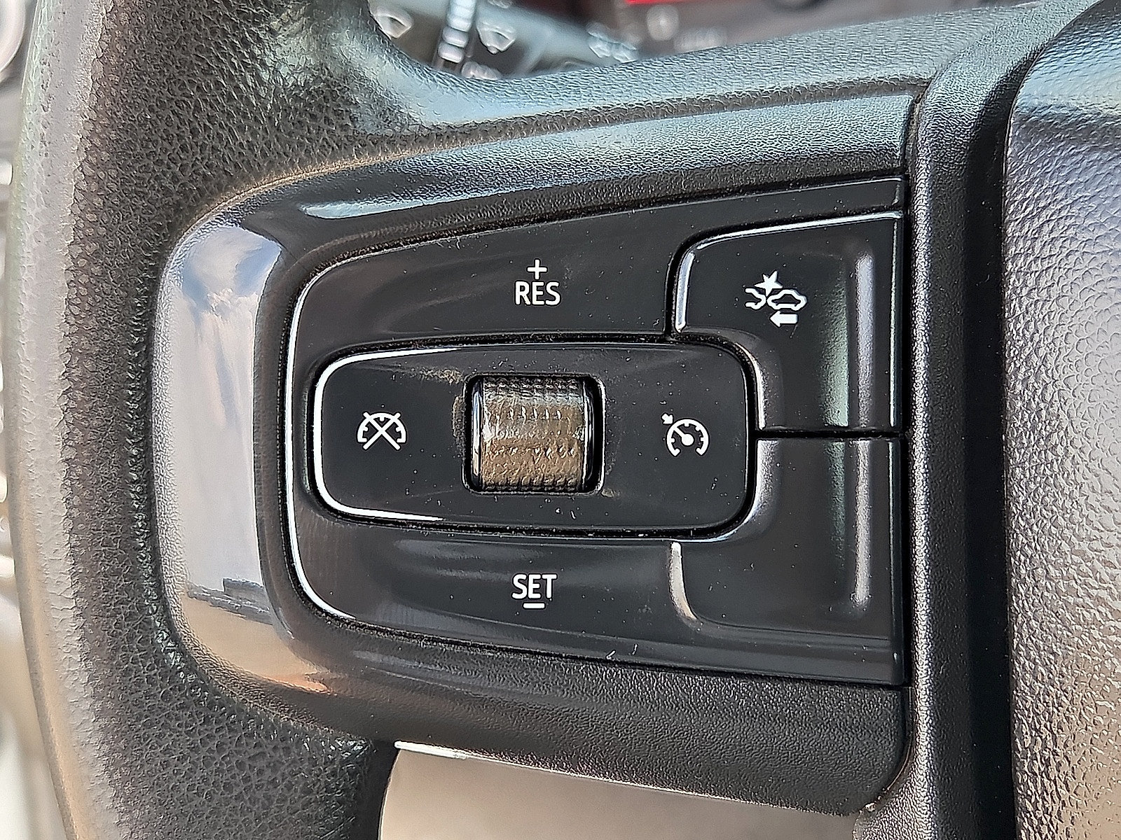 Used 2024 GMC Sierra 2500 Pro w/ Convenience Package AWD/4WD image 15