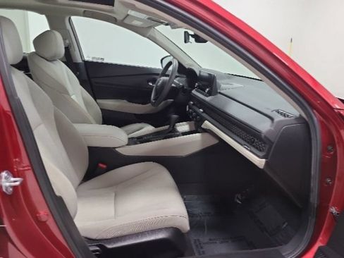 Used 2024 Honda Accord EX image 13