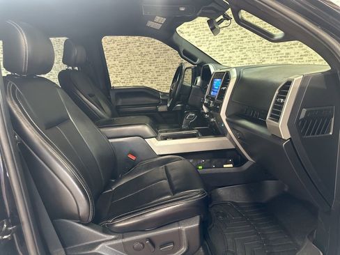 Used 2020 Ford F150 Lariat image 11