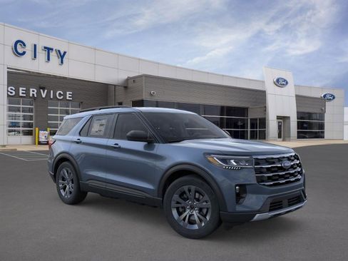 New 2026 Ford Explorer Active w/ Active Comfort Package AWD/4WD image 18