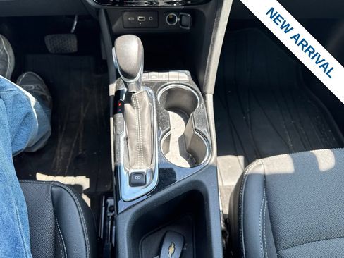 Used 2022 Buick Encore GX Preferred w/ Cold Weather Comfort Package AWD/4WD image 26