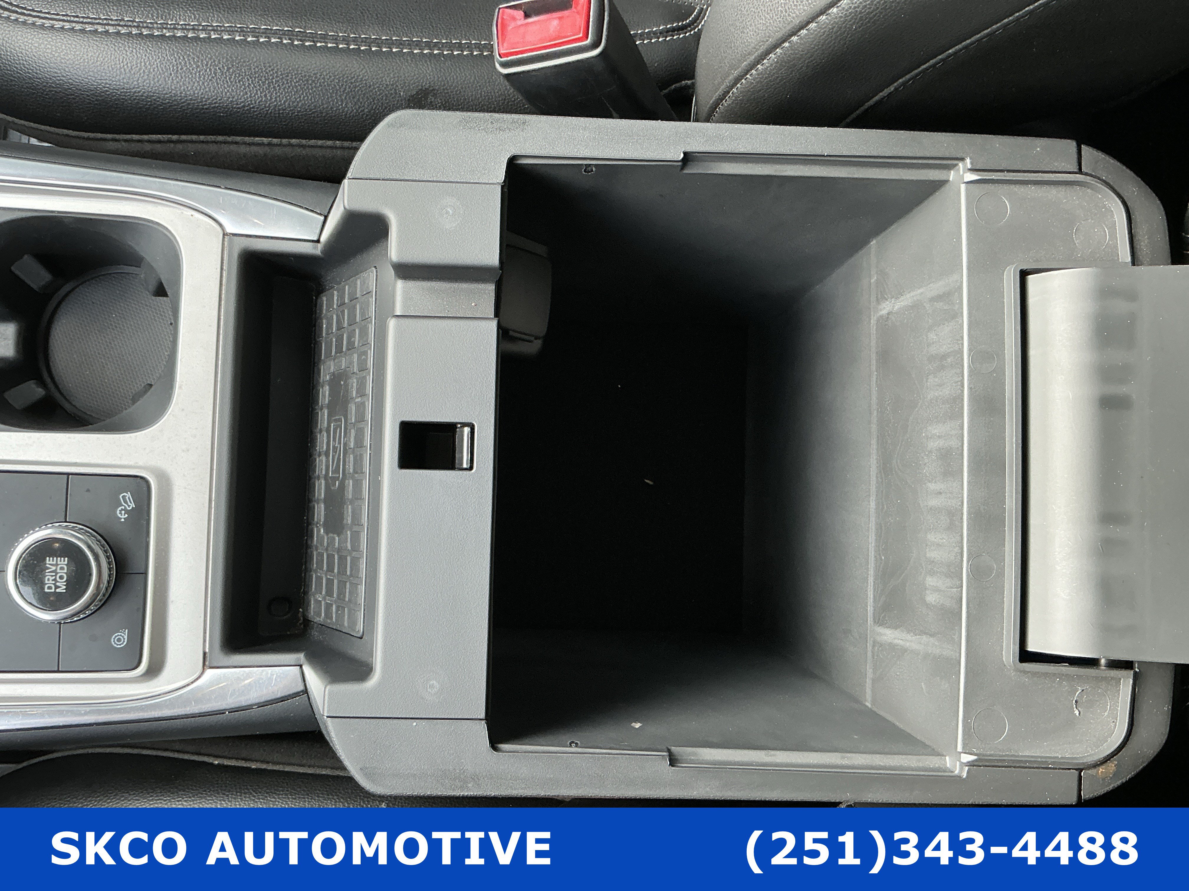 Used 2022 Ford Explorer Limited AWD/4WD image 25