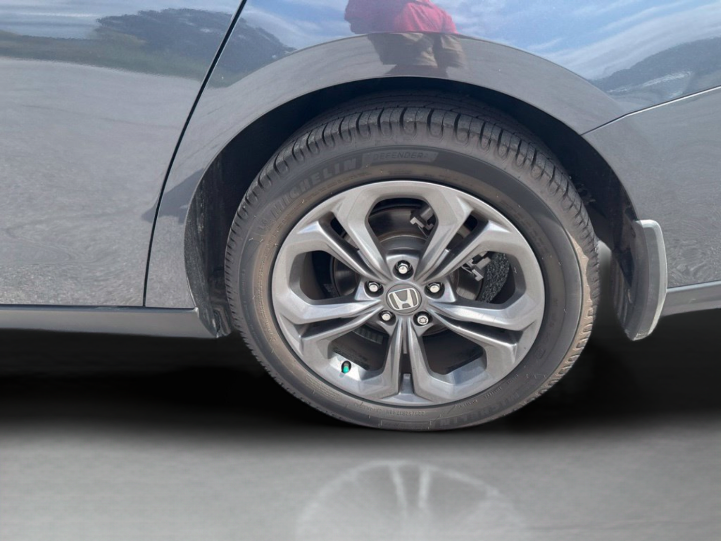 Used 2023 Honda Accord EX image 33