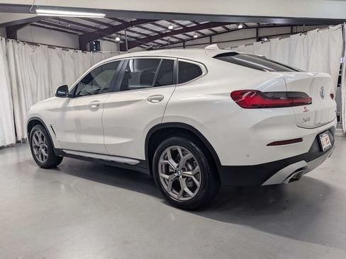 Used 2023 BMW X4 xDrive30i w/ Premium Package AWD/4WD image 4