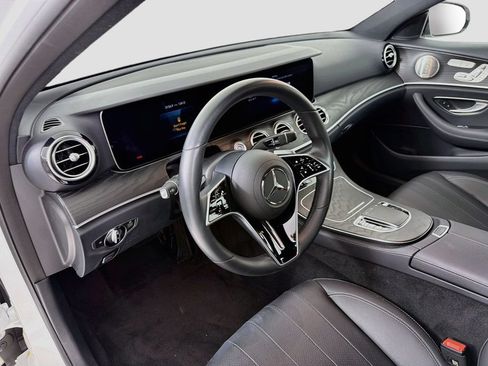 Used 2023 Mercedes-Benz E 350 4MATIC Sedan image 9