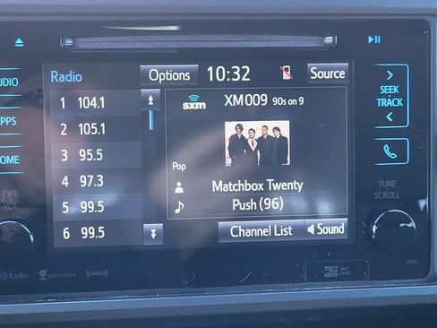 Used 2018 Toyota Tacoma TRD Off-Road image 29