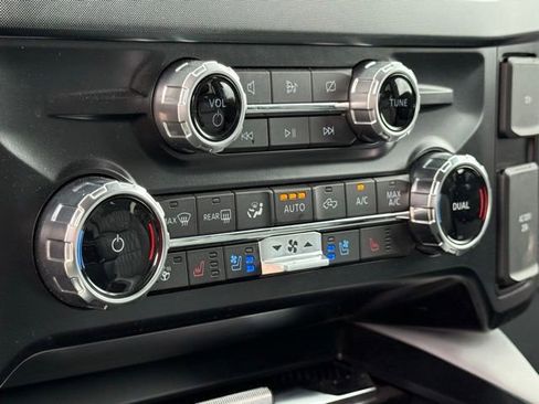 Used 2024 Ford F450 Limited AWD/4WD image 23