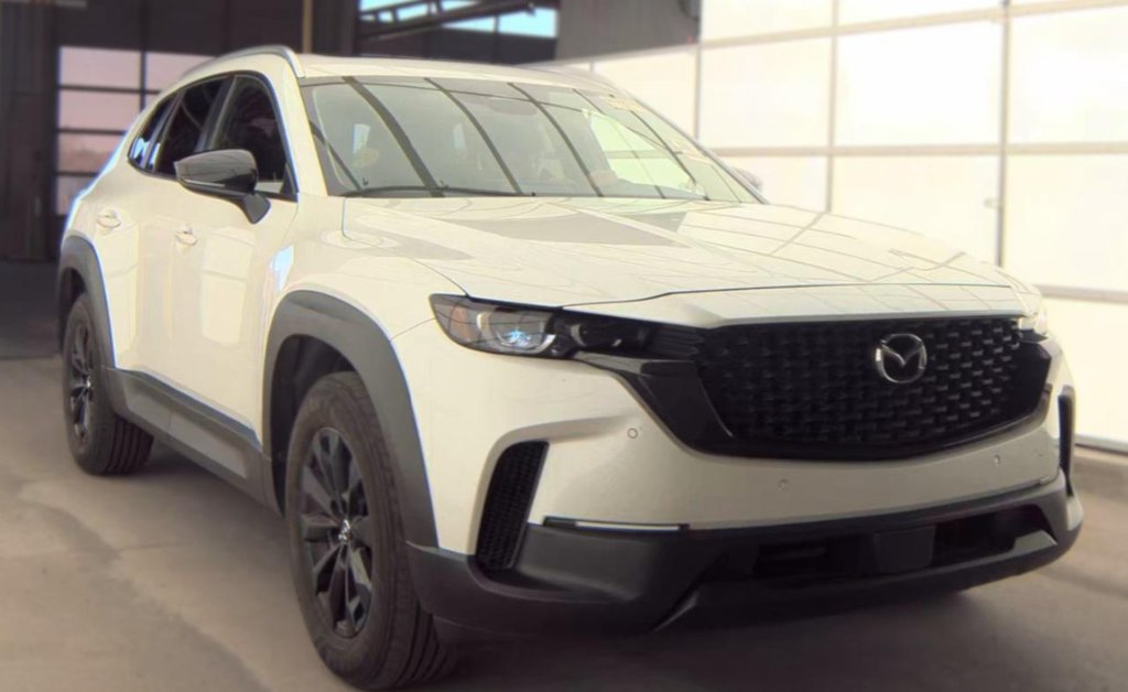 Used 2026 MAZDA CX-50 AWD 2.5 S w/ Preferred Pkg image 4