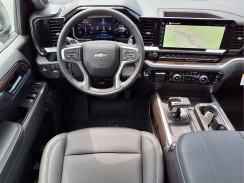 New 2026 Chevrolet Silverado 1500 LT Trail Boss w/ LT Trail Boss Premium Package AWD/4WD image 5