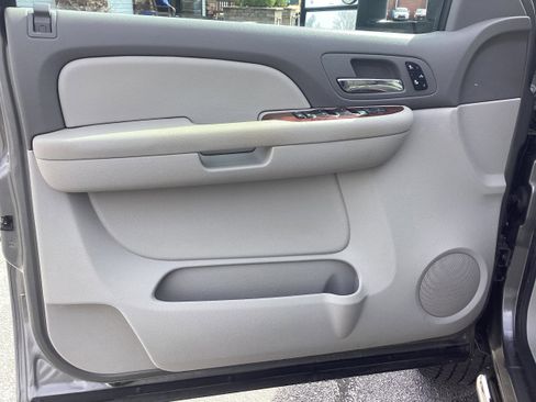 Used 2009 Chevrolet Silverado 3500 LTZ w/ LPO, Protection Package image 14